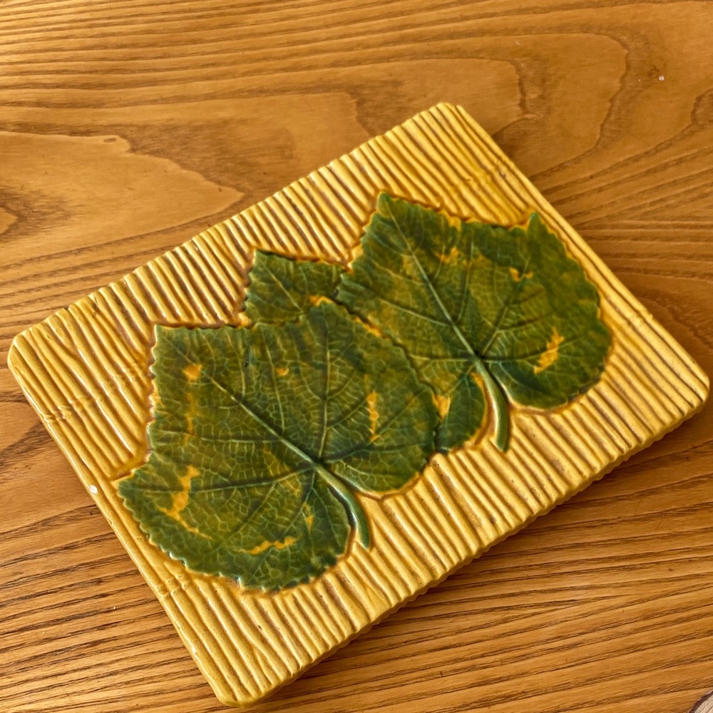 Green Leaf Ceramic Accent Tile wall art- Decorative Home Accent